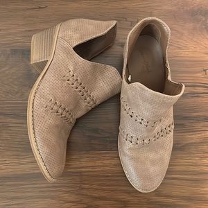 Target, size 8, brown short bootie